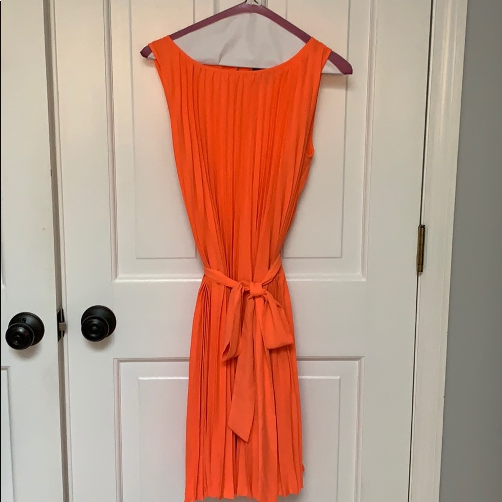 Women’s summer pleated dress